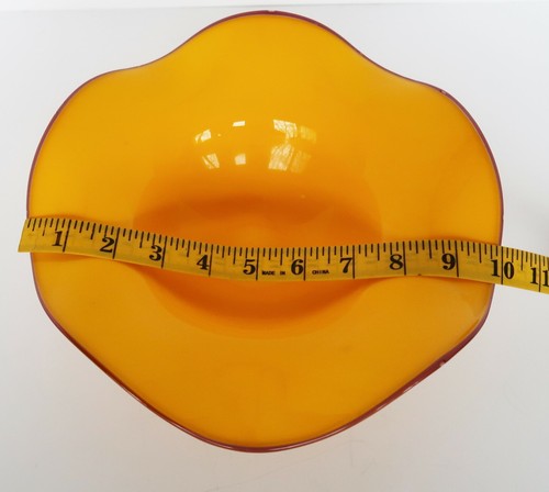 Vintage yellow art glass footed pedestal fruit bowl - Picture 8 of 9