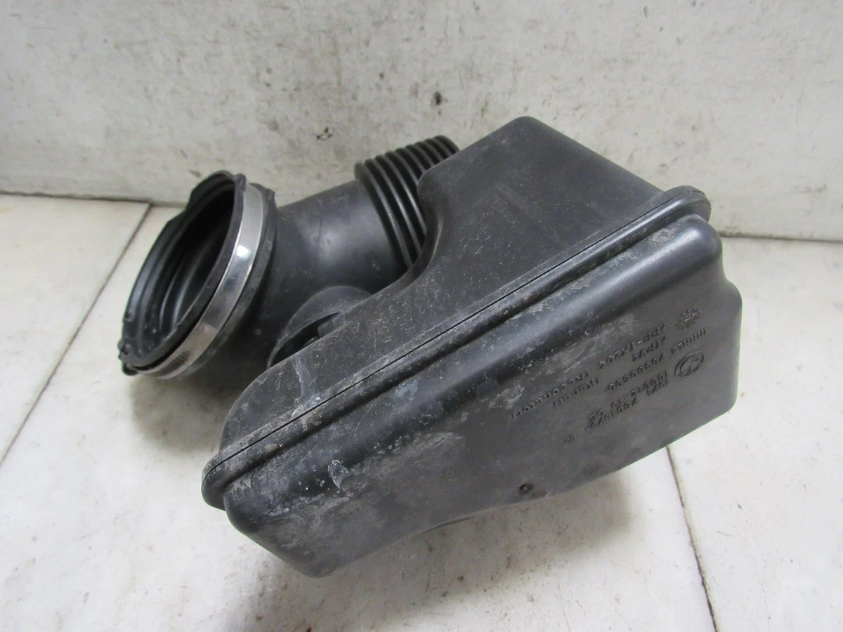 11 12 BMW X3 OEM Air Cleaner air Intake Resonator Only 13717601873 