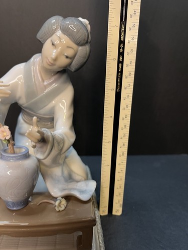 Lladro Oriental Girl Designed by Vincente Martinez in 1973 Retired 1998 Vintage - Picture 12 of 14