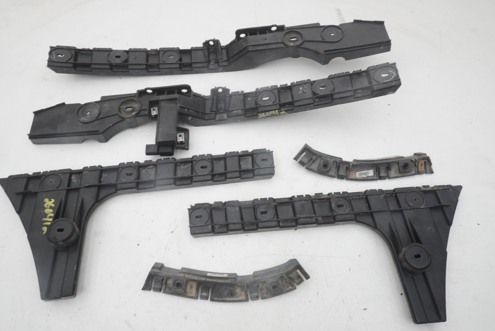 Bentley Continental GT 2011-2018 Rear Right Bumper brackets Set P/N 3W3807863E