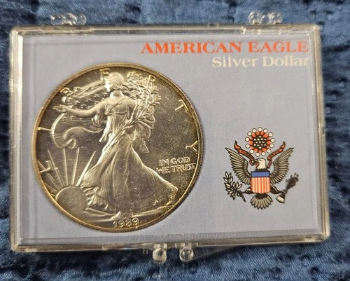 🌟 1989 American Silver Eagle 1 oz .999 Fine Silver Coin