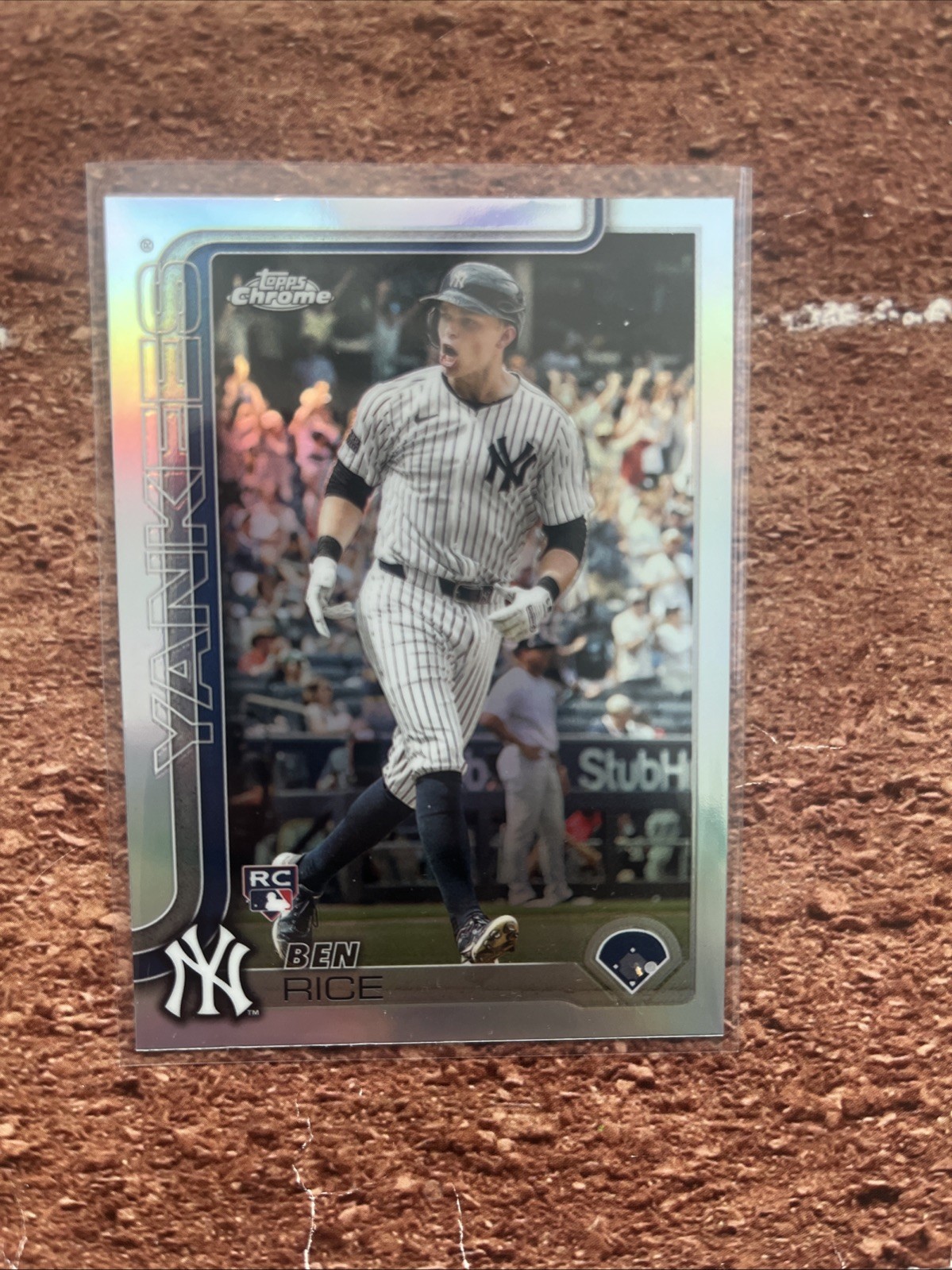 2025 Topps Chrome Ben Rice Rc refractor card 139