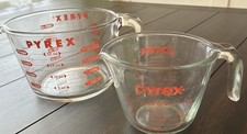 Pair/Pyrex 4  Cup & 2 cup Glass Measuring Cup...