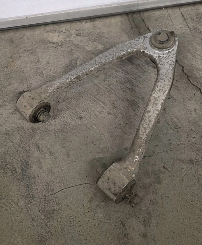 86-92 Toyota Supra Mk3 Right Rear Upper Control Arm Passenger A70