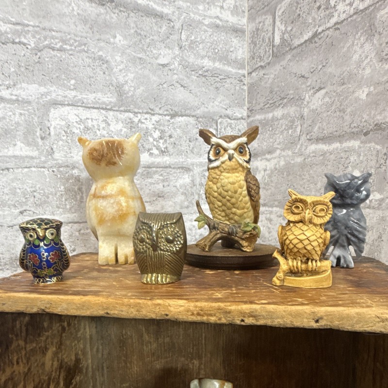 Lot of 4 Owl Figurines Collectible Assorted Mixed Materials Bird Decor