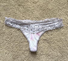 Victoria's Secret Womens Thong/String Panties L/G White Pink Floral Lace Stretch