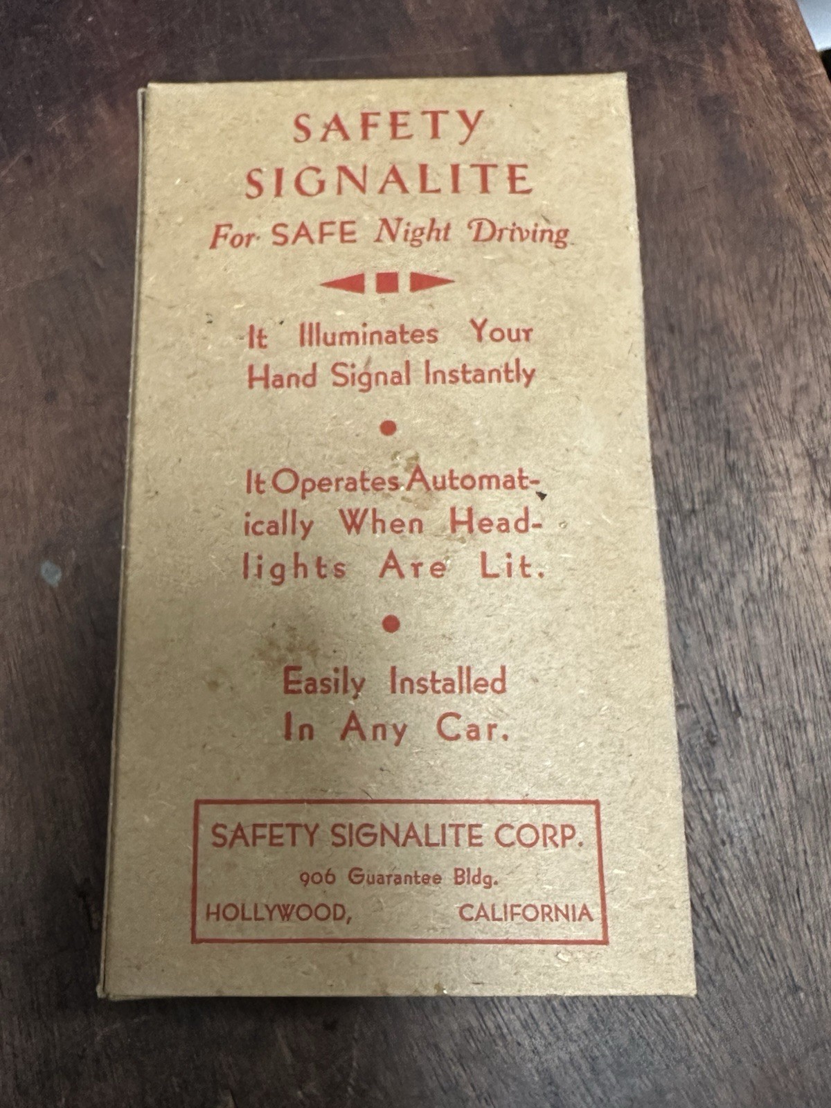 NOS 1940’s Safety Signalite Chevy Accessories Bomb Lowrider Kustom Lead Sled