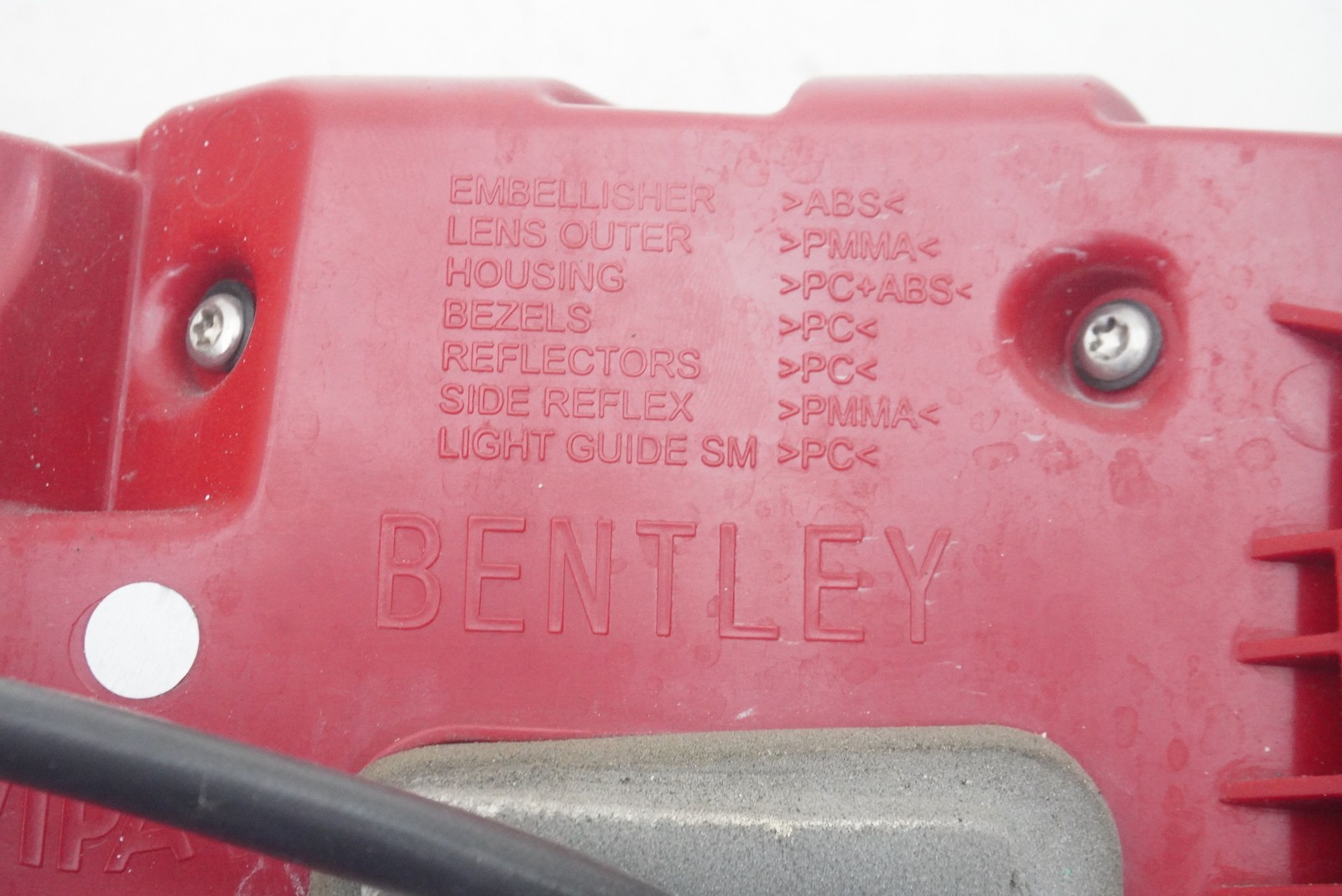 Bentley Bentayga 2016-2020 Rear Right Outer Tail light P/N 36A945096J