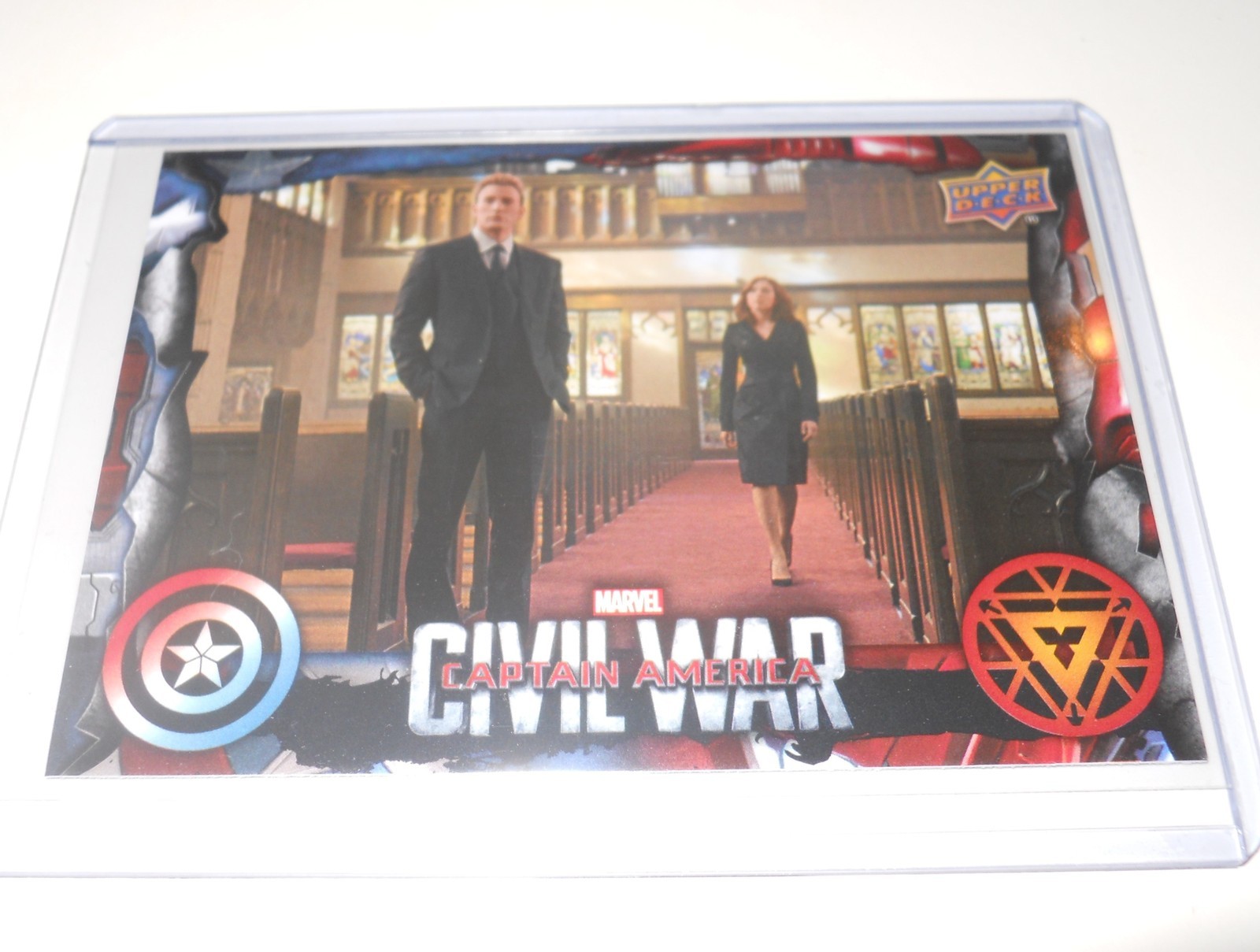 Marvel Captain America Civil War Trading Card Black Widow Captain America #31
