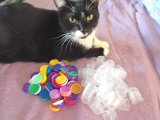  100  EMPTY 1.1"  VENDING CAPSULES    (Assorted Color Tops)