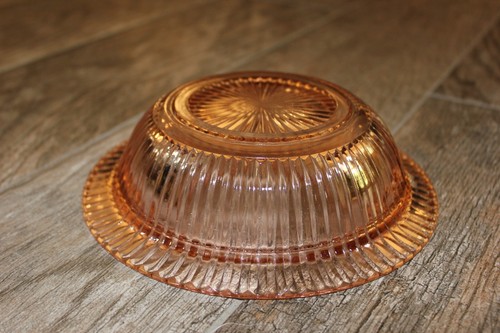 Anchor Hocking Queen Mary Pink Prismatic Ribbed Round Dome w Lid Butter Dish - Picture 6 of 10