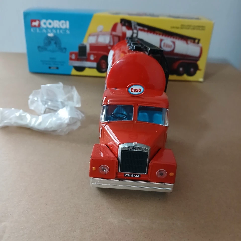 CAMION ESSO SCAMMELL HIGHWAYMAN & TANKER TRAILER SET CORGI CLASSICS - Immagine 2 di 4