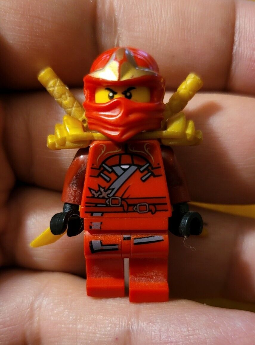 Kai ZX 9561 9441 9449 Red Ninja Armor Swords Ninjago LEGO® Minifigure C16-3 