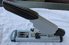 Swingline Heavy-Duty Stapler, 160-Sheet Capacity, Black/Gray (S7039005)