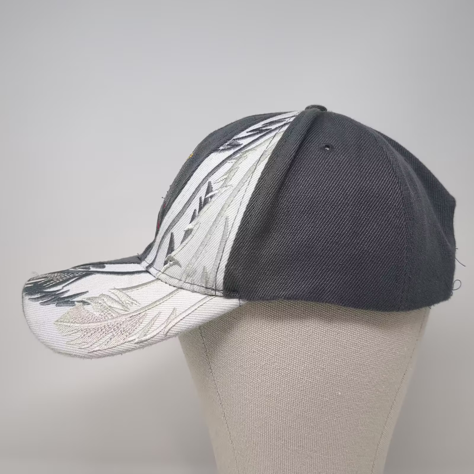 Gray White Baseball Cap OS Wolf Dreamcatcher Embr… - image 3