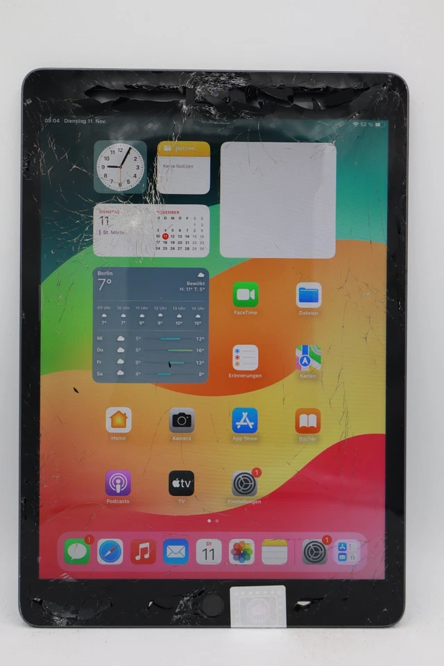 Apple iPad A2270 8.Gen. 10,2 Zoll Wi-Fi 128GB Grau Displayschaden #5937