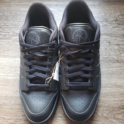 Adidas Sportswear Rapid Court Low Shoes in Black