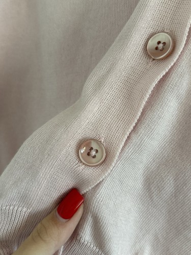 Cardigan femme Maison Margiela rose boutonné col V patch coude coton taille M - Photo 5/17