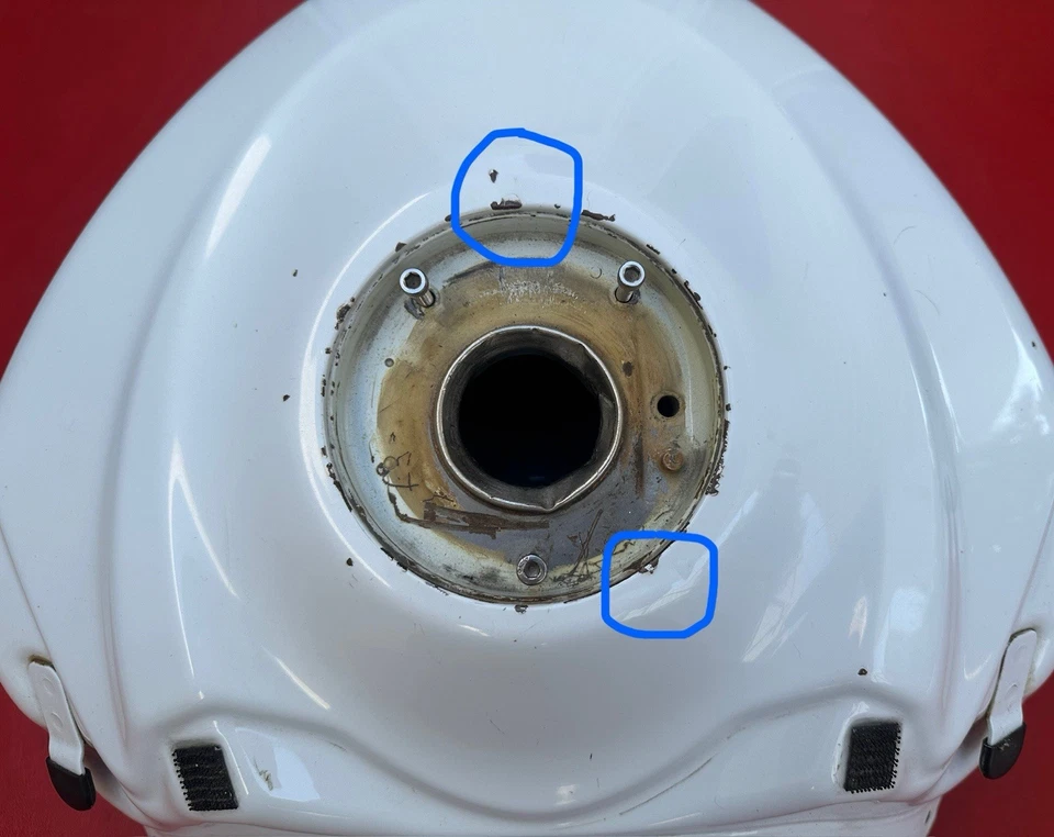 2008 2009 SUZUKI GSXR600 GSX-R 750 OEM Gas Tank Fuel Cell Petrol Reservoir White - Image 4 of 4