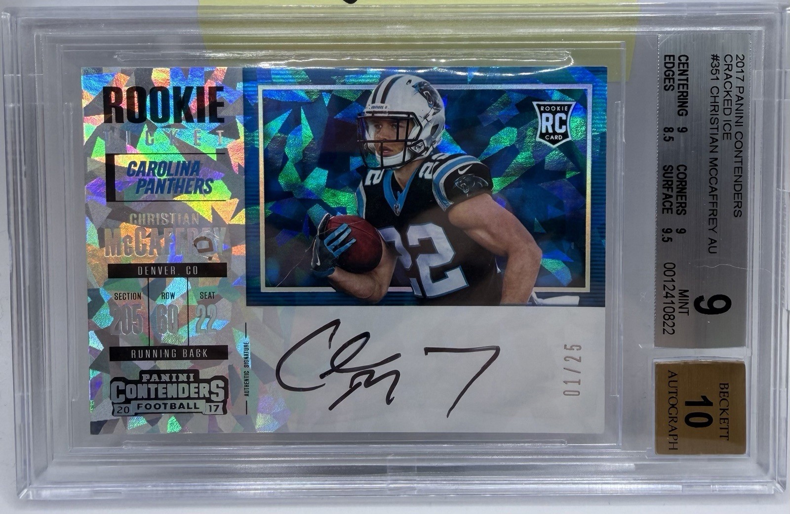 2017 Contenders - Rookie Ticket Christian McCaffrey #351 Cracked Ice Auto /25