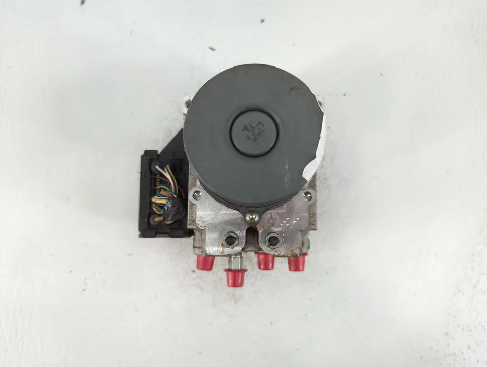 Módulo de control de bomba abs Lexus Is250 2012-2012 VUQW9 Foto 3 de 4