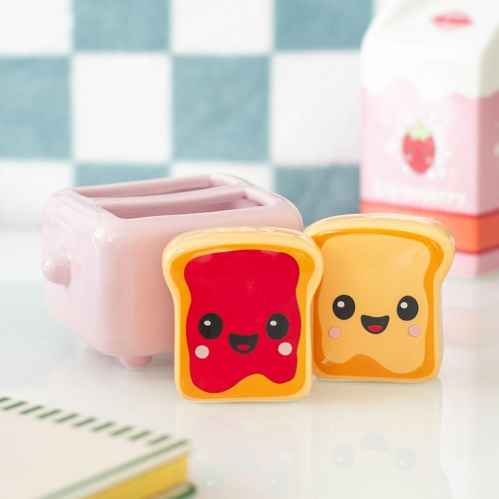 Happy Toast in Toaster Salt and Pepper Shakers Set 9.5x7.5x7.5cm