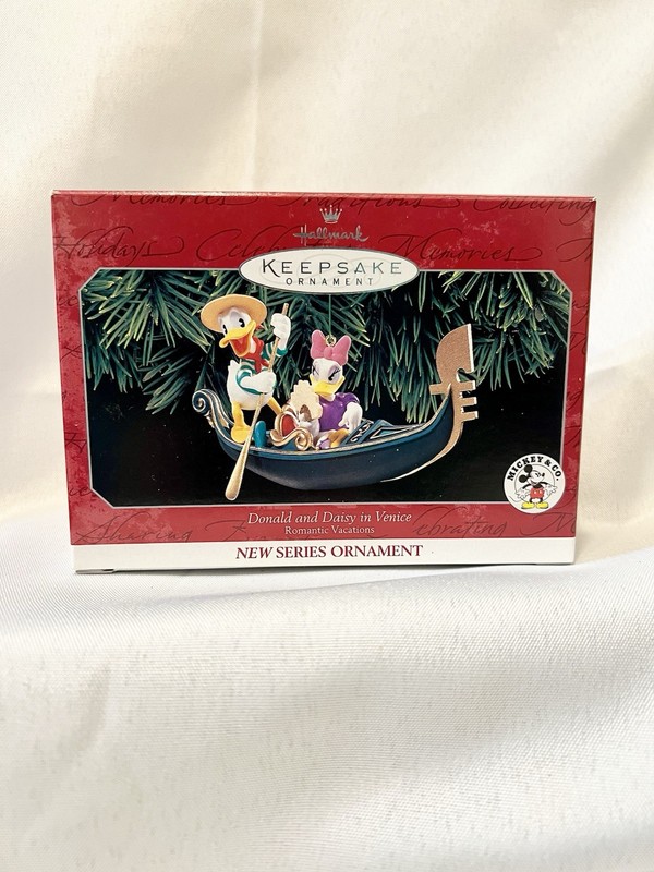 Hallmark Keepsake Christmas Ornament Donald & Daisy Venice Vacations Disney 1998