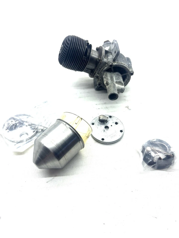 BARKER Man-UL-Matic .604 Spark Ignition Gas/Nitro Engine Model Airplane Engine M - Image 4 of 4