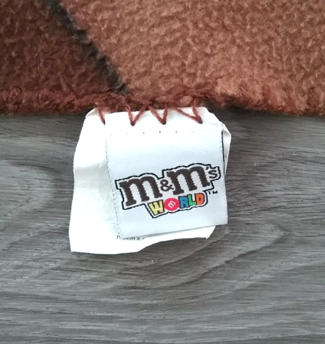 Manta polar multicolor de doble cara para personajes M&M Candy Throw - Imagen 3 de 13