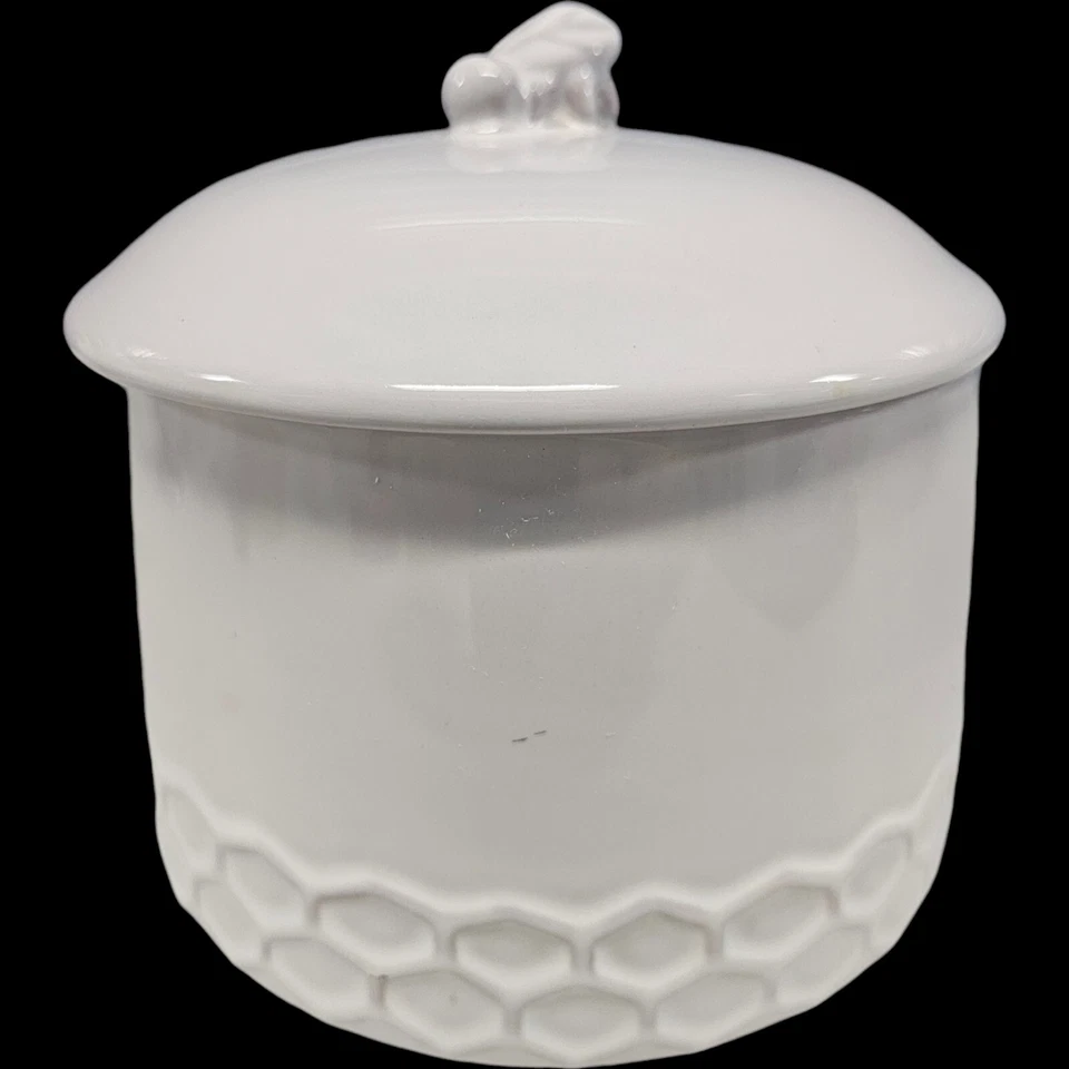 Bote de terracota blanco umbral con tapa diseño ABEJA Y COLMENA 5,25" H X 5,5" D Foto 3 de 4