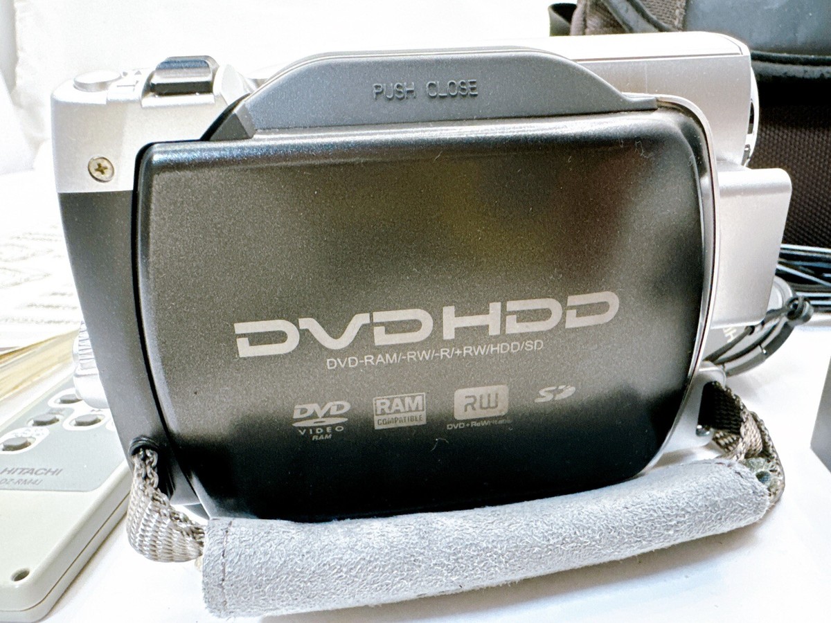 HITACHI Hybrid Camcorders Wooo DZ-HS803 8GB Video camera 2008