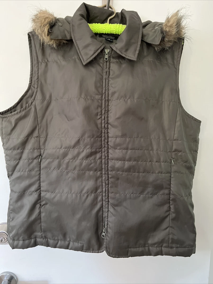 Green vest with fur best sale hood