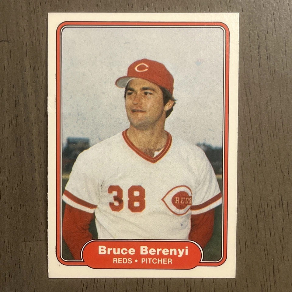 1982 FLEER BASEBALL #1-200 NM COMPLETE YOUR SET FREE SHIPPING - Image 3 of 4