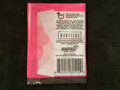 GARBAGE PAIL KIDS 2019 UNIVERSAL MONSTERS PINK SEALED WAX PACK - Picture 2 of 2