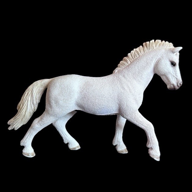 schleich rare müller exclusive camargue stallion 72090