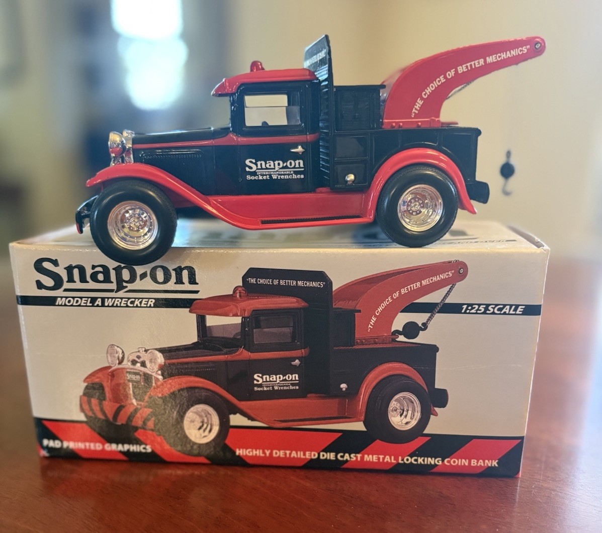 Snap On Tools Model A Wrecker Tow Truck Die Cast Metal Locking