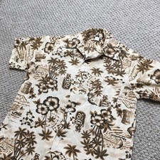 Vintage 60s Hawaiian Shirt Mens Medium 42 Short Sleeve Made in USA Tiki Floral