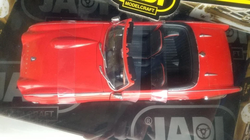 JADI MODELCRAFT 1/18 TRIUMPH TR4 Mini Car Collectible Limited Edition - Image 4 of 4