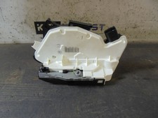 VW Tiguan 5N T�rschloss Links Hinten 5N0839015J 158849