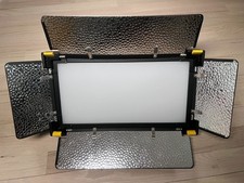 Ikan - Mylo Soft Bi-Color 3200K-5600K Half x 1 Field LED Light