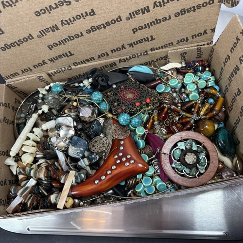 Vintage-Now Southwestern Native American Style Lot Junk Craft Jewelry Parts 2 Lb
