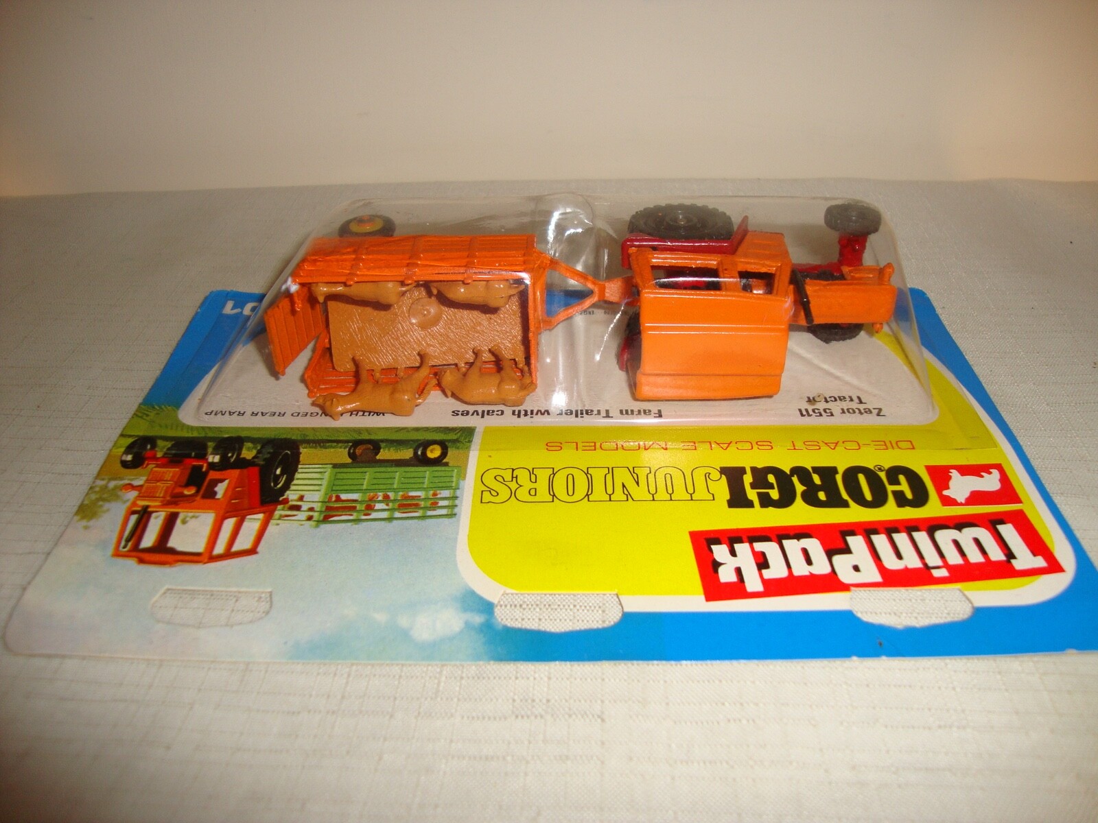 Foto 5 di 9