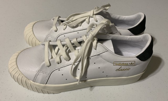 adidas everyn classic