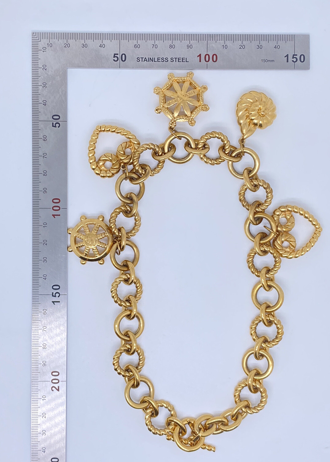 Collier Vintage Nina Ricci - Tête De Lion Doré Avec Strass - Occasion En Métal