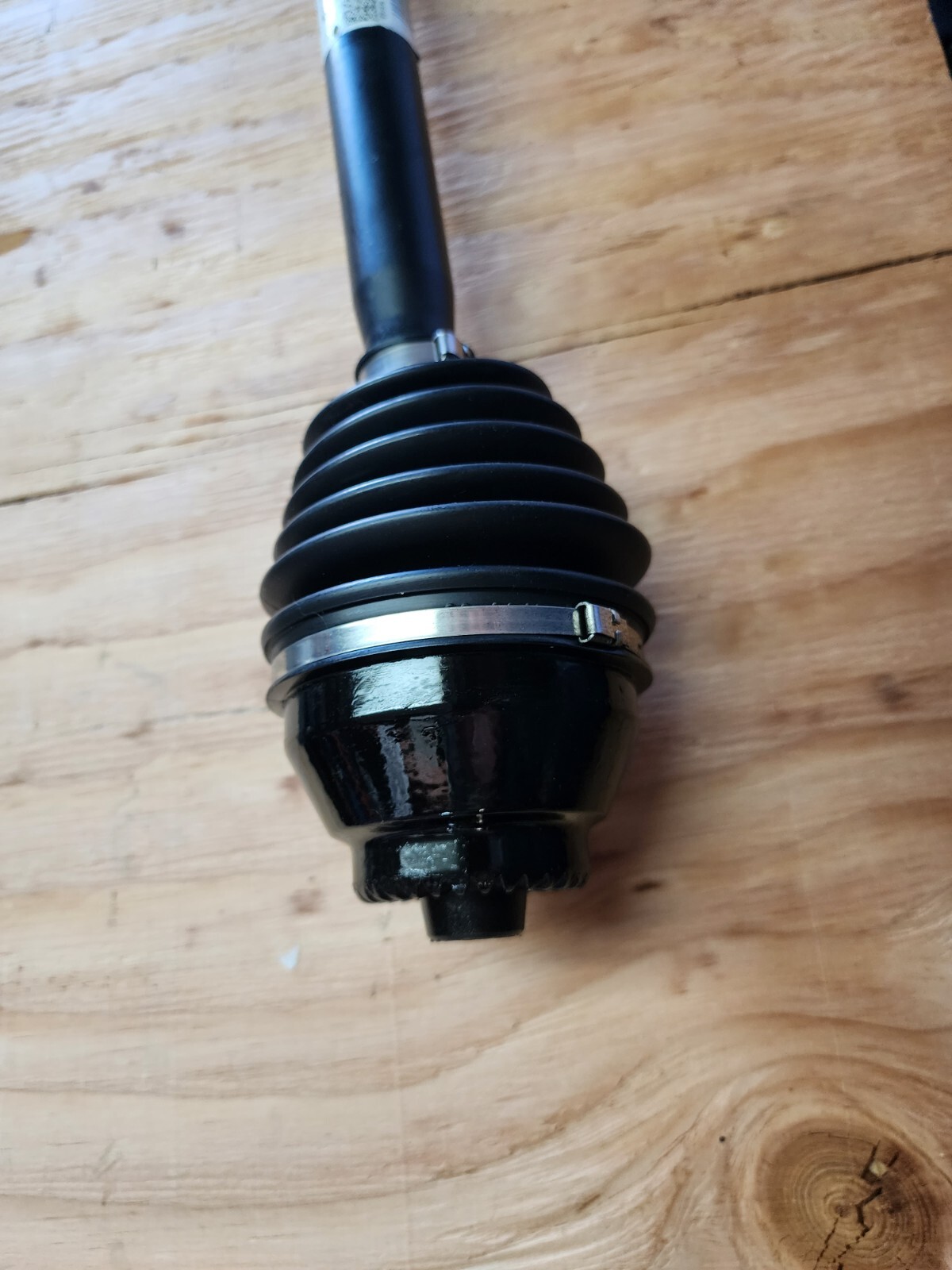 2014-2019 BMW i8 Turbo Front Right Side  Shaft CV Axle Assembly