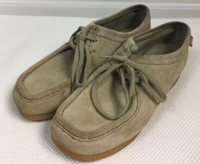 beige wallabees