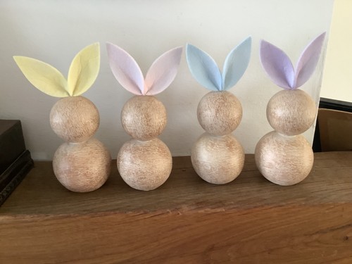 Rachel Ashwell THE FARMHOUSE Set of 4 Wooden Easter Bunny Rabbit Decorations - Picture 4 of 6