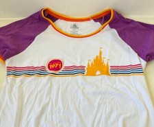 Walt Disney World 1971 castle T-Shirt vintage design Women's Large-New w/o tags