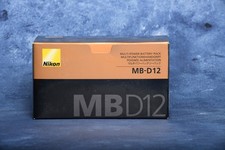 NIB - Nikon MB D12 Multi-Power Battery Pack USA 