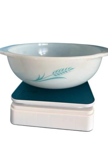 Vintage Pyrex #023 Blue Wheat 1 1/2 Qt Round Casserole